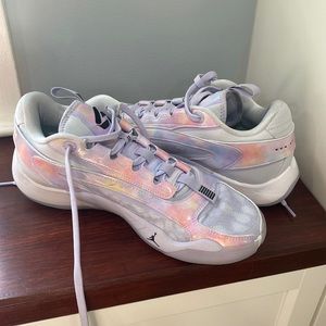 Jordan Luka 2 men’s size 9. Worn only three times indoors only